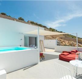 Collection of 4 x 1 Bedroom Villas with Infinity Pools and Jacuzzis in Pyrgos Kalistis on Santorini, Sleeps 8